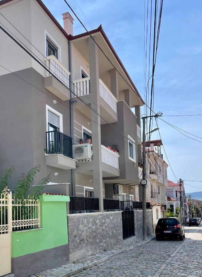 Kesa Apartment Korce Extérieur photo