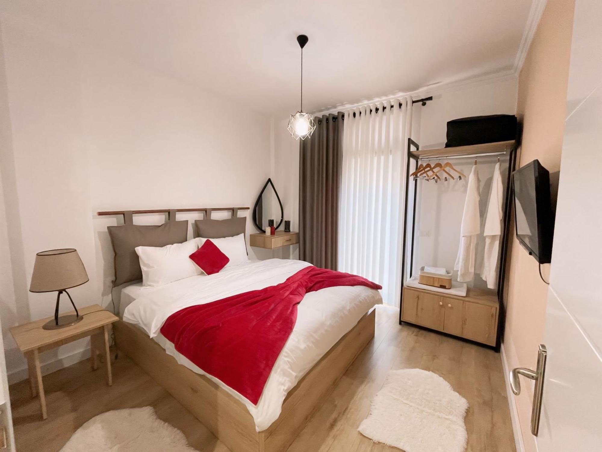 Kesa Apartment Korce Extérieur photo